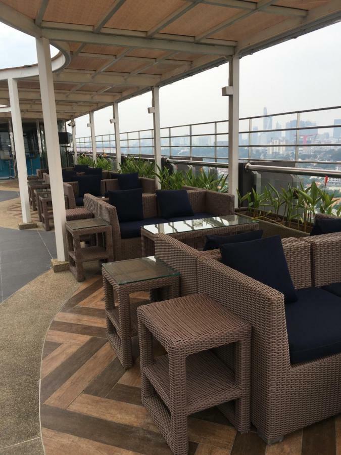 Heart Of Petaling Jaya Near Lrt Line 5 Apartment Ngoại thất bức ảnh